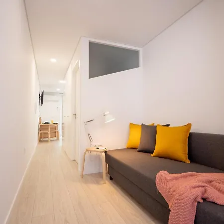 Coxim - Com Patio Em Pleno Coracao De Apartment